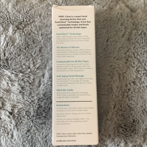NIB Smart Facial Cleansing Device by pmd clean - Picture 3 of 4